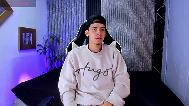 Mike 0233  online show from September 26, 2025, 4:52 am