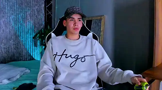 Mike 0233  online show from March 22, 2025, 4:24 am