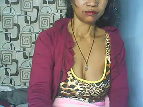 nene belle online show from June 25, 2026, 6:57 pm