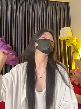 Nacy-Moonlight online show from March 10, 2025, 4:35 pm