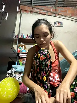 lilithanderson online show from November 26, 2025, 5:29 am