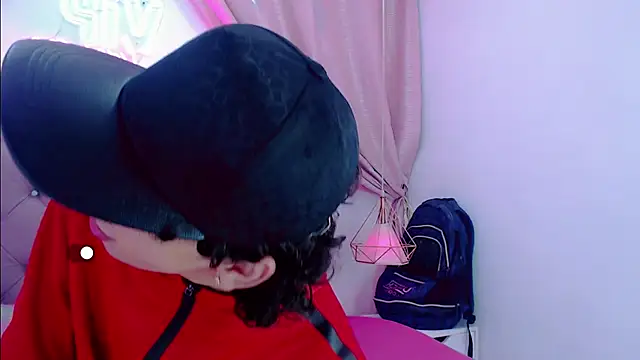 Snapshot of SexyJuliii21 chatting on February 27, 2025, 3:29 am SexyJuliii21 online show from February 27, 2025, 3:29 am