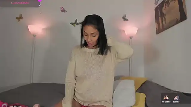 Snapshot of Mila-yang chatting on December 20, 2025, 5:21 am Mila-yang online show from December 20, 2025, 5:21 am