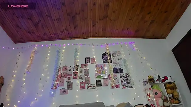 Pucaa  online show from April 18, 2026, 1:08 am