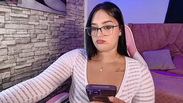 Snapshot of RachelStein chatting on October 31, 2025, 5:48 am RachelStein online show from October 31, 2025, 5:48 am