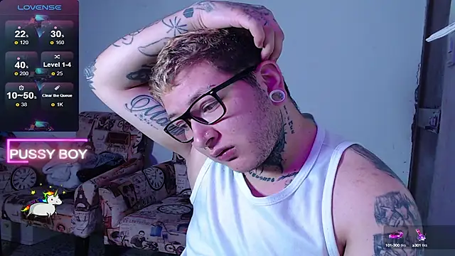 Snapshot of princeFtm chatting on March 19, 2025, 8:11 pm princeFtm online show from March 19, 2025, 8:11 pm