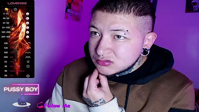 Snapshot of princeFtm chatting on October 19, 2025, 1:25 pm princeFtm online show from October 19, 2025, 1:25 pm