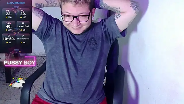 Snapshot of princeFtm chatting on March 8, 2025, 5:11 pm princeFtm online show from March 8, 2025, 5:11 pm