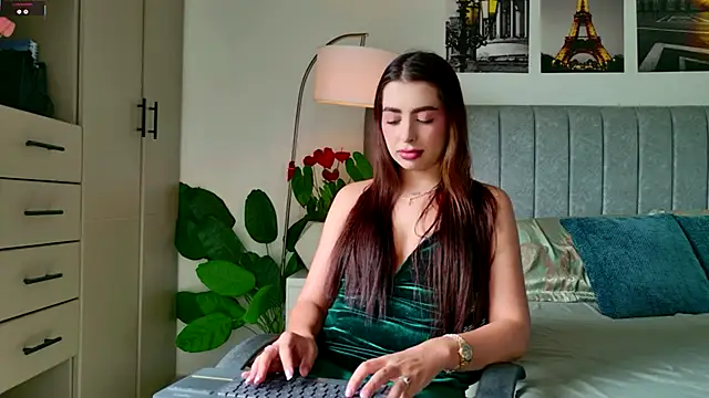 caralella online show from February 21, 2026, 8:00 pm