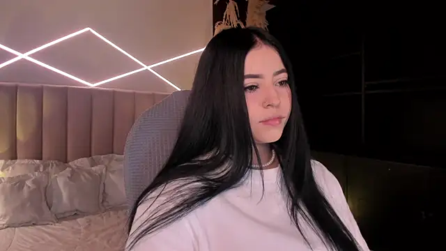 Snapshot of Maaiitee chatting on January 18, 2026, 4:21 pm Maaiitee online show from January 18, 2026, 4:21 pm