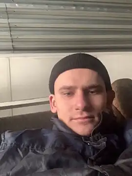 Snapshot of Boysex227 chatting on February 5, 2025, 8:00 am Boysex227 online show from February 5, 2025, 8:00 am