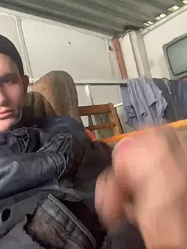 Snapshot of Boysex227 chatting on February 5, 2025, 11:12 am Boysex227 online show from February 5, 2025, 11:12 am