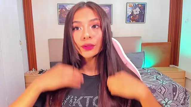 amira cute2 online show from September 19, 2025, 10:52 am