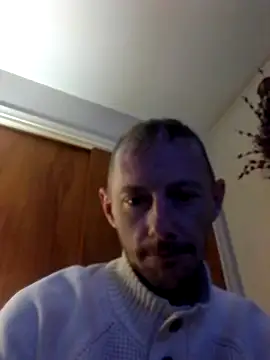 elmerfuddin87 online show from October 21, 2025, 3:06 am