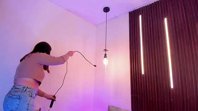 ArianaBaker online show from April 1, 2026, 1:41 pm