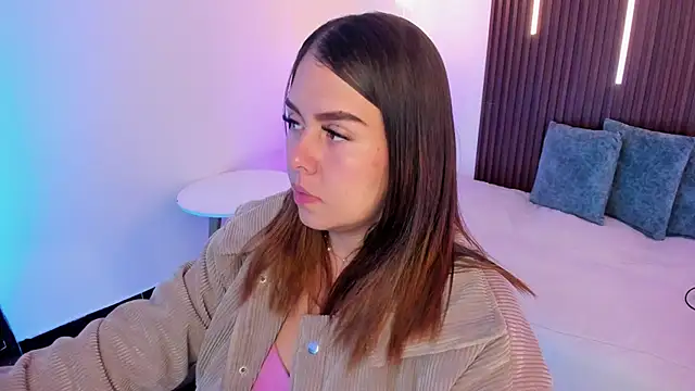 Snapshot of ArianaBaker chatting on December 16, 2025, 1:15 pm ArianaBaker online show from December 16, 2025, 1:15 pm