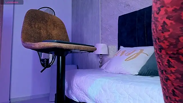 Snapshot of lola__sweetx chatting on February 13, 2026, 11:10 am lola sweetx online show from February 13, 2026, 11:10 am