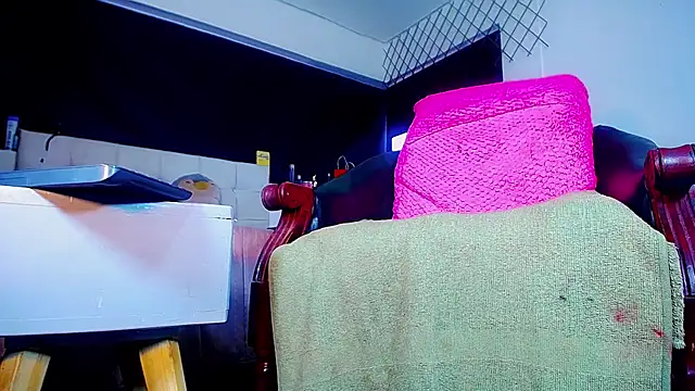 bellatrixx 69 online show from December 20, 2025, 11:35 am