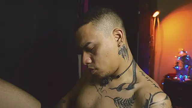 Osiiriis online show from February 9, 2026, 7:17 am