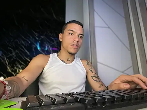 Osiiriis online show from February 27, 2025, 4:57 am