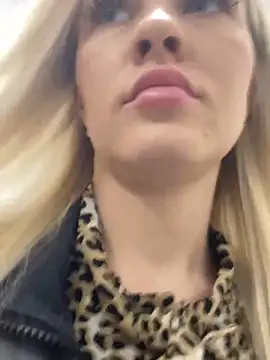 DreamGirl-777 online show from February 10, 2025, 4:08 am