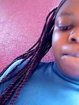 Snapshot of Sarie_sho chatting on October 6, 2025, 7:53 am Sarie sho online show from October 6, 2025, 7:53 am