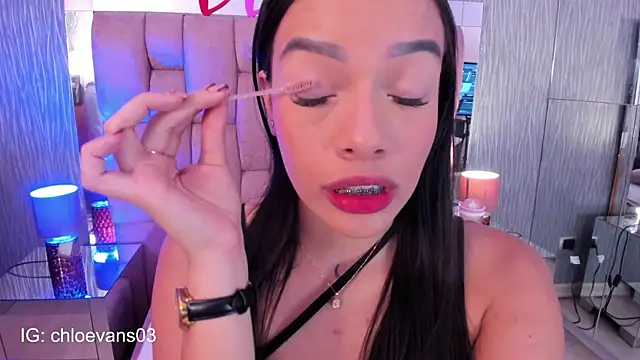 Chloe evans   online show from September 29, 2025, 11:38 am