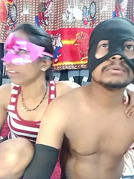 sexycouplemh09 online show from January 10, 2026, 4:24 pm