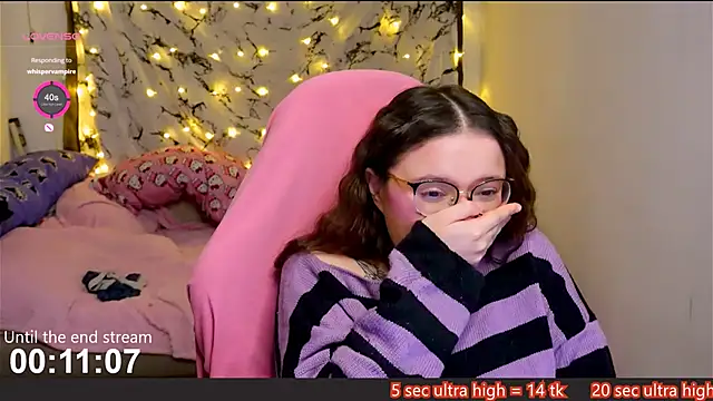 Snapshot of me__hanna chatting on January 24, 2025, 2:39 am me hanna online show from January 24, 2025, 2:39 am