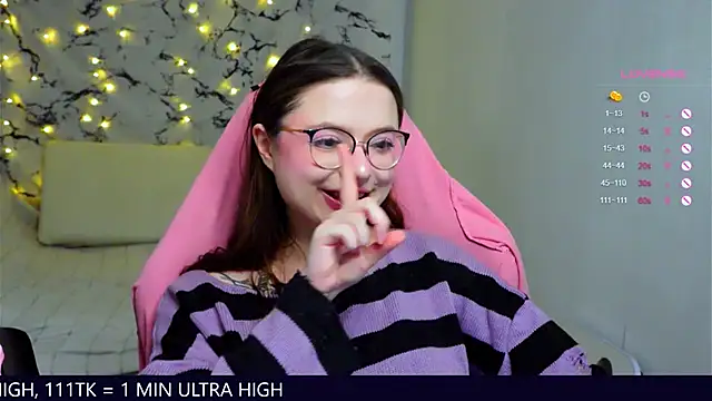 Snapshot of me__hanna chatting on March 3, 2025, 2:00 am me hanna online show from March 3, 2025, 2:00 am