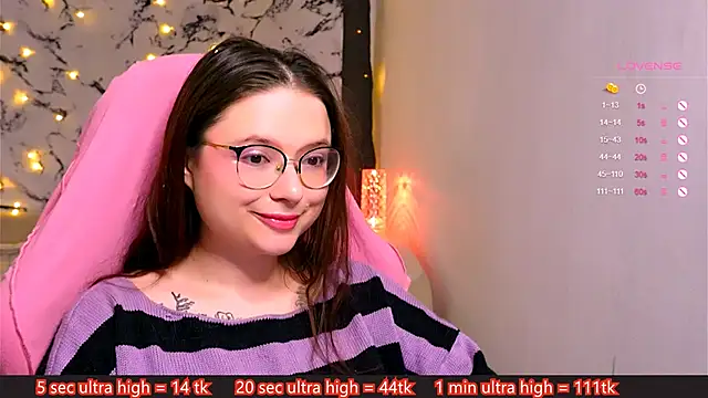 Snapshot of me__hanna chatting on February 18, 2025, 12:48 am me hanna online show from February 18, 2025, 12:48 am
