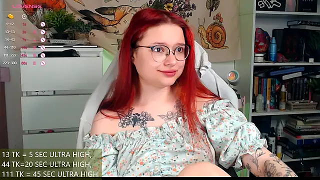 me  hanna online show from December 18, 2025, 2:05 am