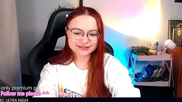 Snapshot of me__hanna chatting on October 2, 2025, 10:35 pm me hanna online show from October 2, 2025, 10:35 pm