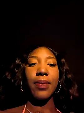 lilit kyteler online show from April 23, 2026, 2:29 am