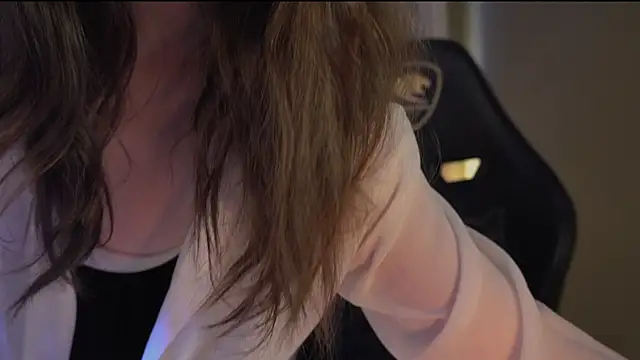 ELLIEJAY online show from March 7, 2025, 8:22 pm