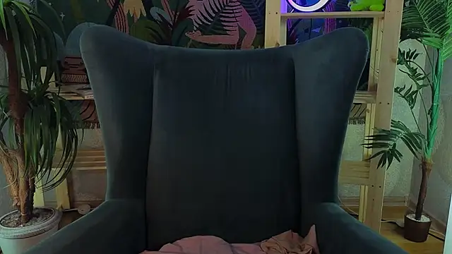 ELLIEJAY online show from March 16, 2025, 11:26 pm