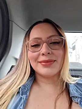 Snapshot of Valentina_St chatting on January 7, 2025, 7:49 pm Valentina St online show from January 7, 2025, 7:49 pm
