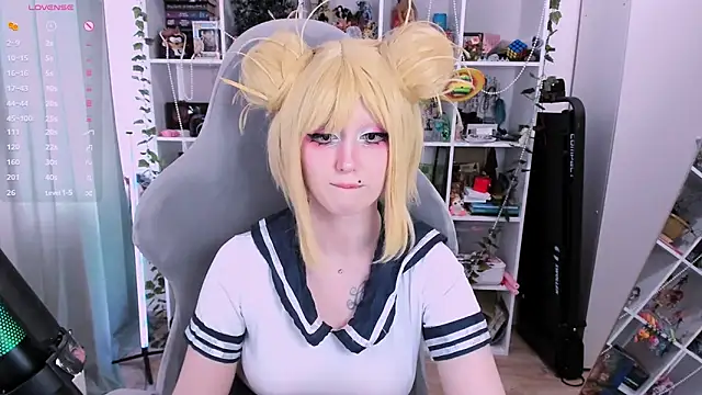 ohclementine online show from April 15, 2026, 9:26 am