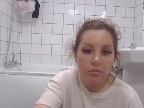 Snapshot of magical_mia chatting on March 10, 2025, 12:49 pm magical mia online show from March 10, 2025, 12:49 pm