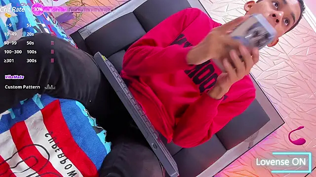 Snapshot of dilan_alfonzo chatting on March 17, 2025, 12:35 pm dilan alfonzo online show from March 17, 2025, 12:35 pm