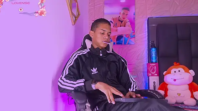 dilan alfonzo online show from March 19, 2026, 6:02 am