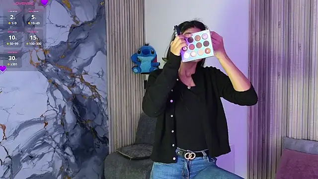 LissaWiild online show from November 15, 2025, 1:26 pm