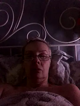 Snapshot of HelgaHimmell chatting on January 9, 2026, 1:01 am HelgaHimmell online show from January 9, 2026, 1:01 am