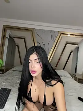 bellacarolainnn online show from July 1, 2026, 2:01 am