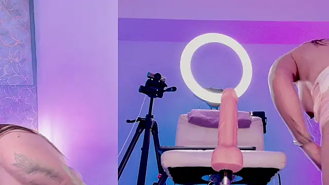 Angelst   online show from April 15, 2026, 1:22 am