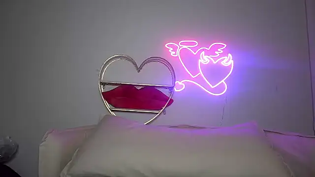 Snapshot of quinnmariexo chatting on January 17, 2026, 9:29 pm quinnmariexo online show from January 17, 2026, 9:29 pm