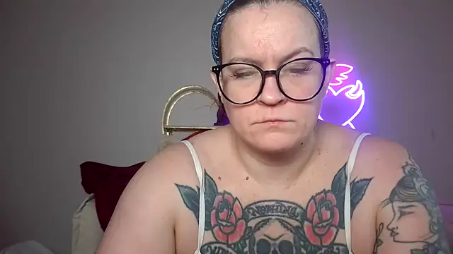 Snapshot of quinnmariexo chatting on February 1, 2026, 3:54 pm quinnmariexo online show from February 1, 2026, 3:54 pm