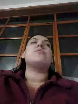 Snapshot of Sophie-hatter chatting on February 6, 2025, 1:27 am Sophie-hatter online show from February 6, 2025, 1:27 am