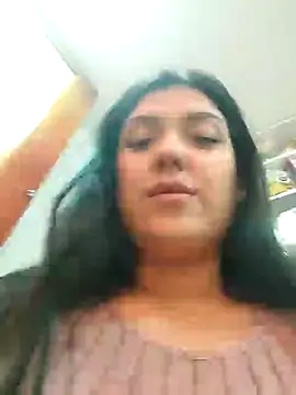 Snapshot of Sophie-hatter chatting on February 6, 2025, 6:24 pm Sophie-hatter online show from February 6, 2025, 6:24 pm