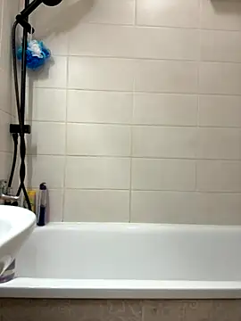 czruz online show from September 23, 2025, 7:37 am